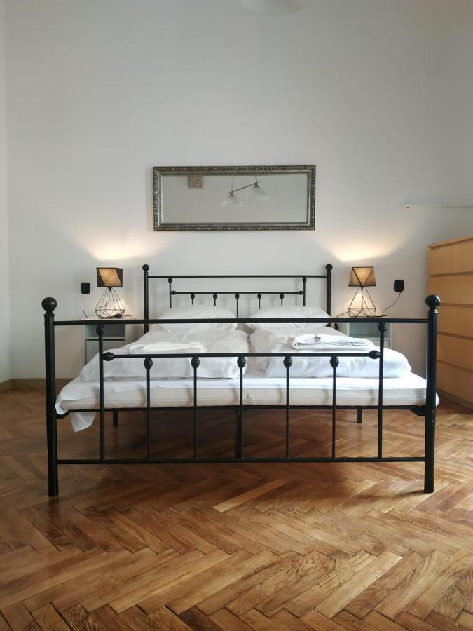Main Square 18 King Apartament Krakow Ngoại thất bức ảnh